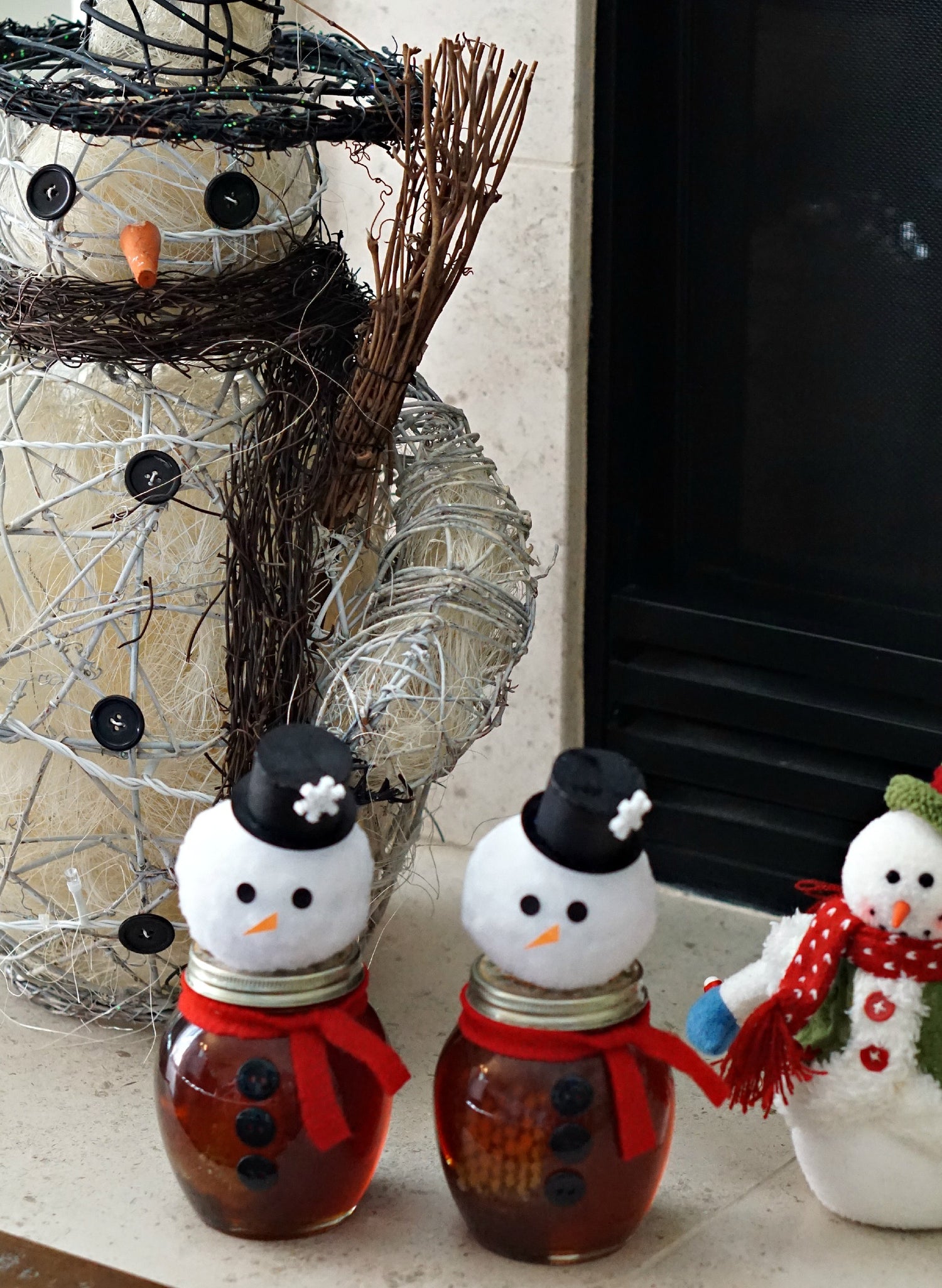 How to Build a Snowman Out of Honey